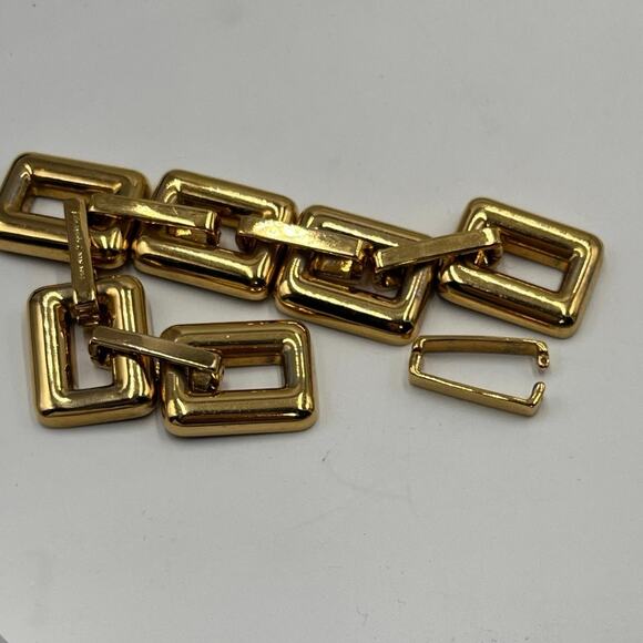 Kate Spade New York Cork City Gold Tone Link Reversible Bracelet - Picture 11 of 12